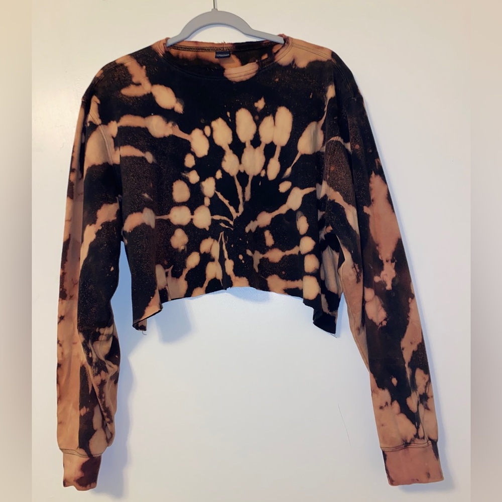 Cropped sweater